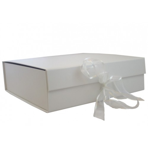  white magnetic gift box wholesale
